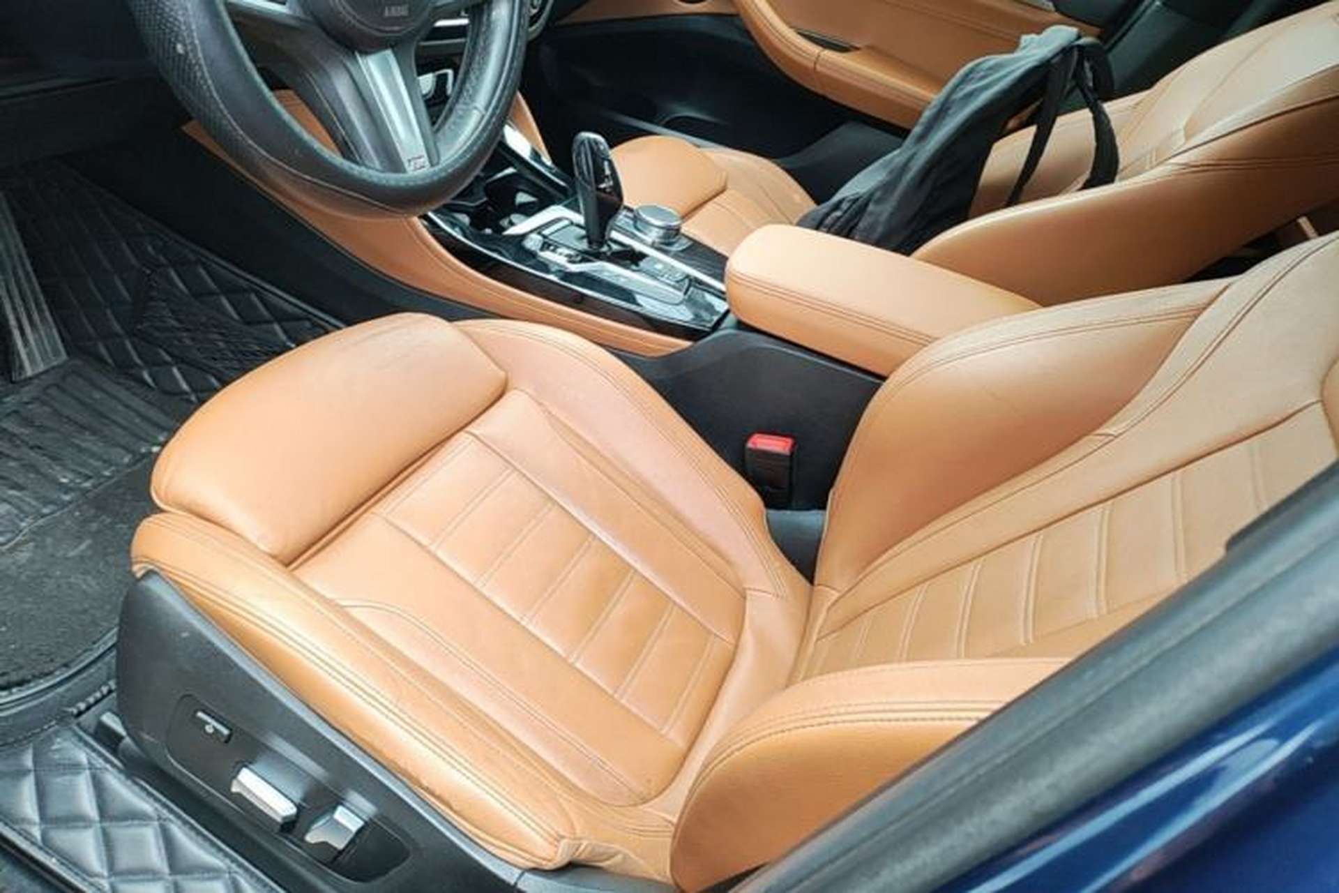 Used BMW X4 2019 xDrive25i M Sport Package Left Front Seat