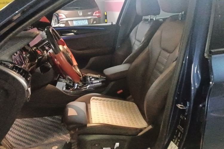 Used BMW X4 2019 xDrive25i M Sport Package Left Front Seat