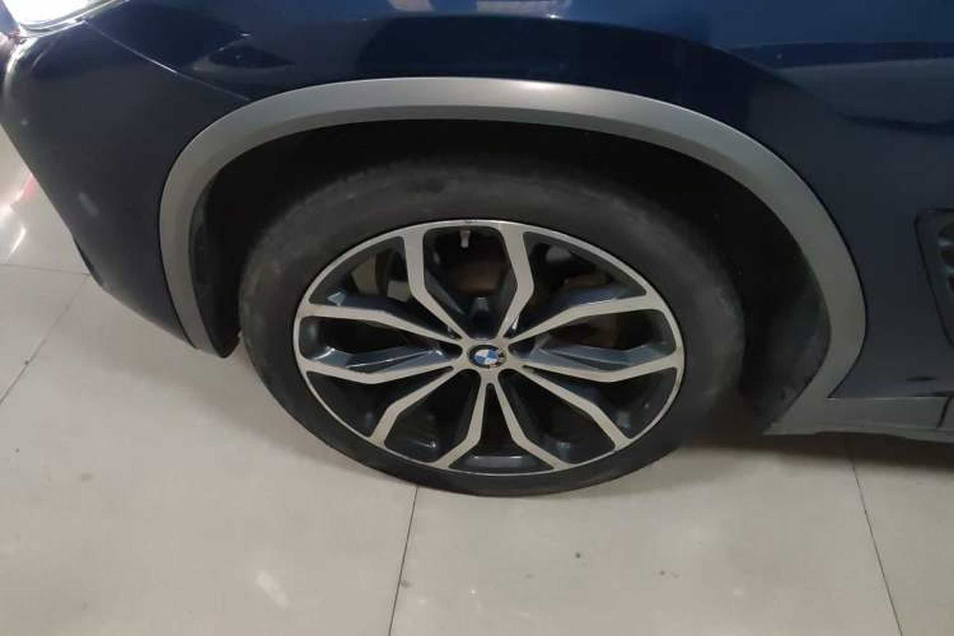 Used BMW X4 2019 xDrive25i M Sport Package Left Front Wheel Hub