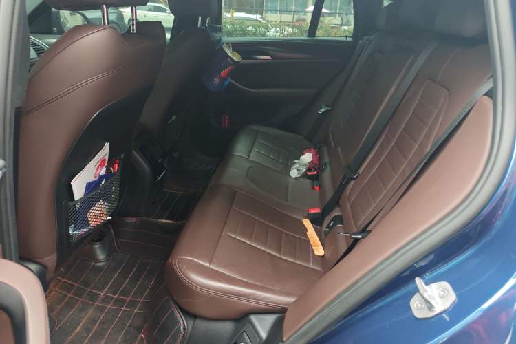 Used BMW X4 2019 xDrive25i M Sport Package Left Rear Seat