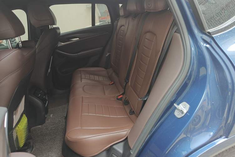 Used BMW X4 2019 xDrive25i M Sport Package Left Rear Seat