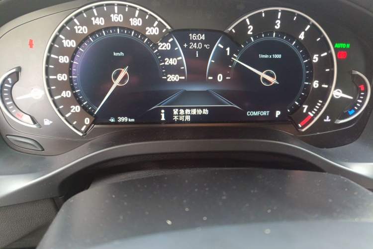 Used BMW X4 2019 xDrive25i M Sport Package Odometer Close Up