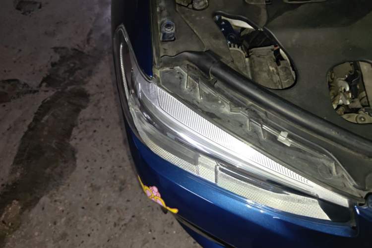 Used BMW X4 2019 xDrive25i M Sport Package Right Front Headlight