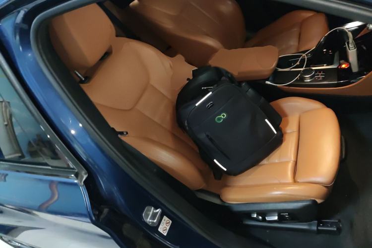 Used BMW X4 2019 xDrive25i M Sport Package Right Front Seat