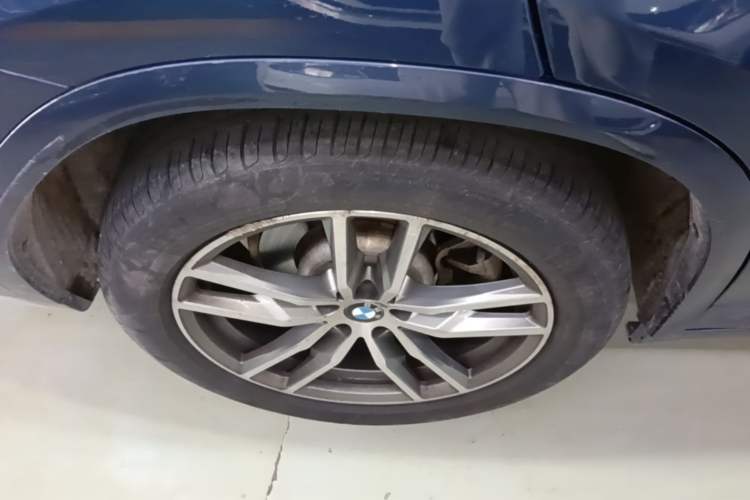 Used BMW X4 2019 xDrive25i M Sport Package Right Rear Wheel Hub