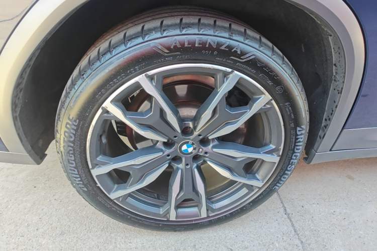 Used BMW X4 2019 xDrive25i M Sport Package Right Rear Wheel Hub