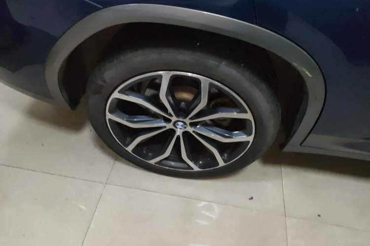 Used BMW X4 2019 xDrive25i M Sport Package Right Rear Wheel Hub