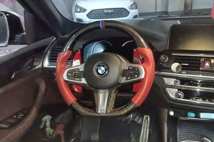 Used BMW X4 2019 xDrive25i M Sport Package Steering Wheel