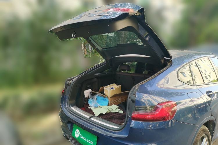 Used BMW X4 2019 xDrive25i M Sport Package Trunk