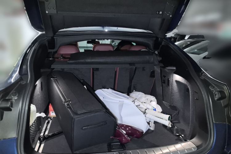 Used BMW X4 2019 xDrive25i M Sport Package Trunk