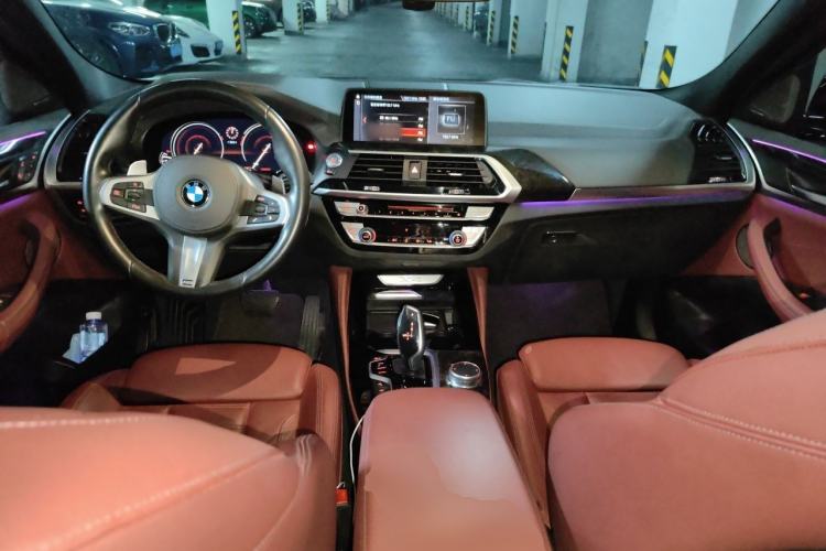 Used BMW X4 2019 xDrive25i M Sport Package Center Console