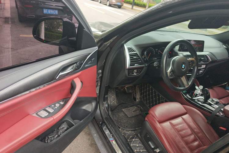 Used BMW X4 2019 xDrive25i M Sport Package Driver Seat