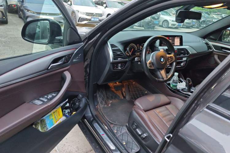 Used BMW X4 2019 xDrive30i M Sport Package Driver Seat
