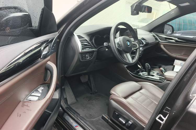 Used BMW X4 2019 xDrive25i M Sport Package Driver Seat