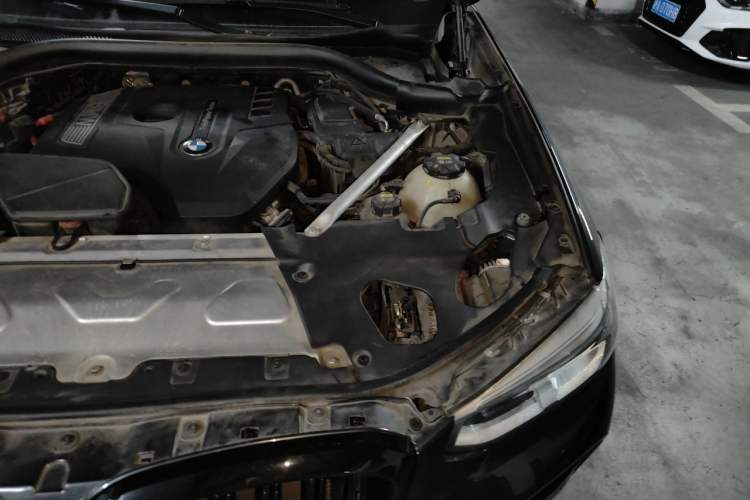 Used BMW X4 2019 xDrive25i M Sport Package Engine Bay Left