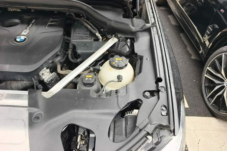 Used BMW X4 2019 xDrive25i M Sport Package Engine Bay Left
