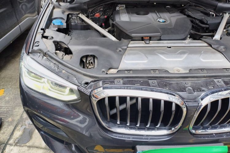 Used BMW X4 2019 xDrive25i M Sport Package Engine Bay Right