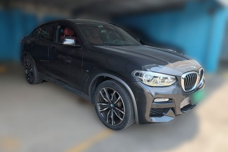 Used BMW X4 2019 xDrive25i M Sport Package Front Right 45 Deg