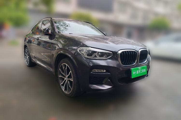 Used BMW X4 2019 xDrive30i M Sport Package Front Right 45 Deg