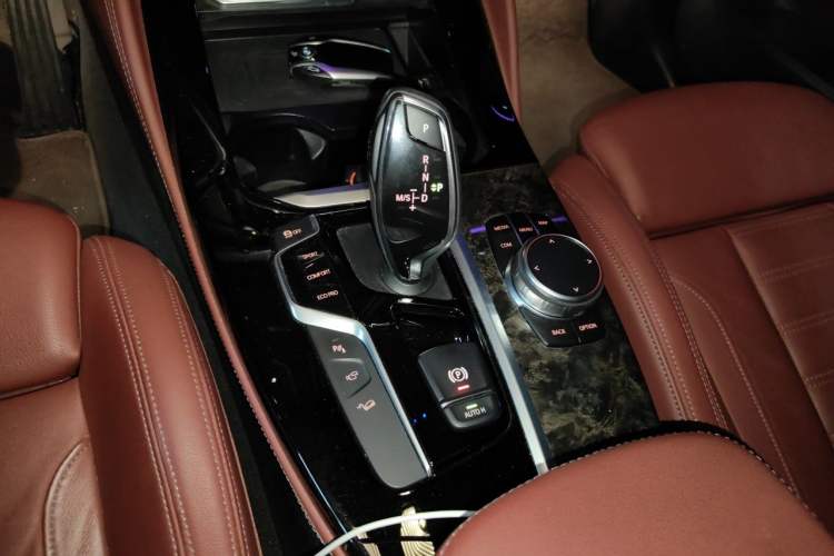 Used BMW X4 2019 xDrive25i M Sport Package Gear Lever