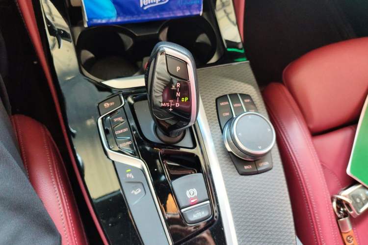 Used BMW X4 2019 xDrive25i M Sport Package Gear Lever