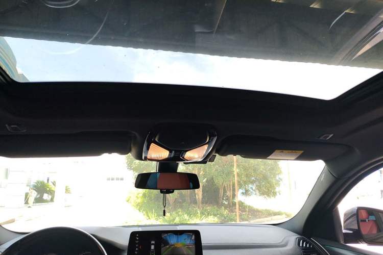 Used BMW X4 2019 xDrive25i M Sport Package Headliner