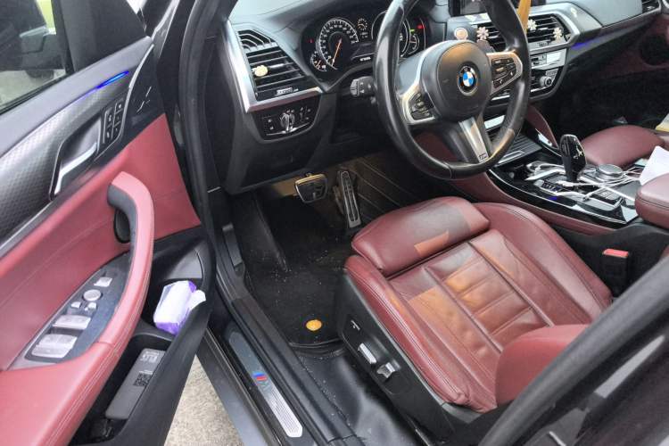 Used BMW X4 2019 xDrive25i M Sport Package Interior 3