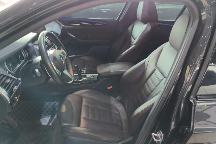 Used BMW X4 2019 xDrive25i M Sport Package Left Front Seat
