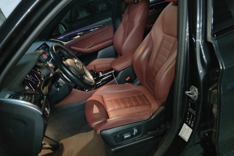 Used BMW X4 2019 xDrive25i M Sport Package Left Front Seat