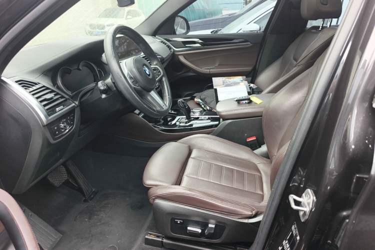 Used BMW X4 2019 xDrive25i M Sport Package Left Front Seat