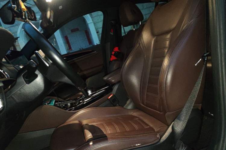 Used BMW X4 2019 xDrive25i M Sport Package Left Front Seat