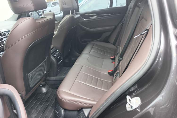 Used BMW X4 2019 xDrive25i M Sport Package Left Rear Seat