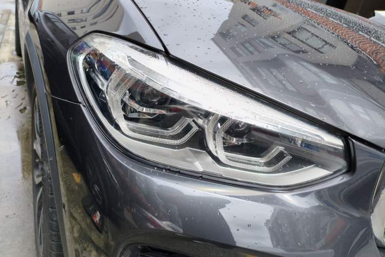 Used BMW X4 2019 xDrive25i M Sport Package Right Front Headlight