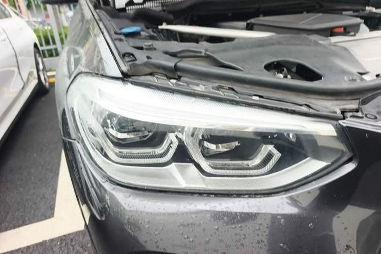 Used BMW X4 2019 xDrive25i M Sport Package Right Front Headlight