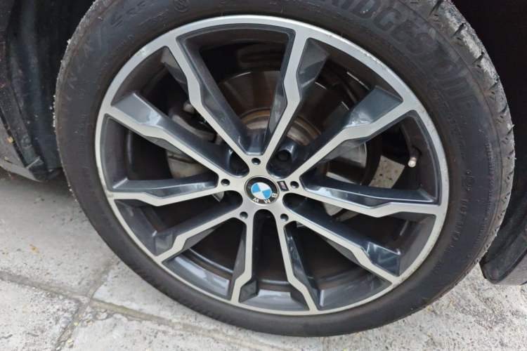 Used BMW X4 2019 xDrive30i M Sport Package Right Front Wheel Hub