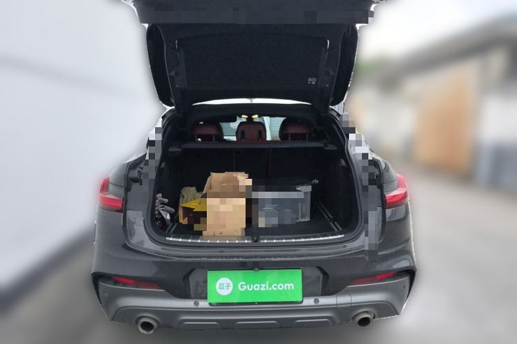 Used BMW X4 2019 xDrive25i M Sport Package Trunk