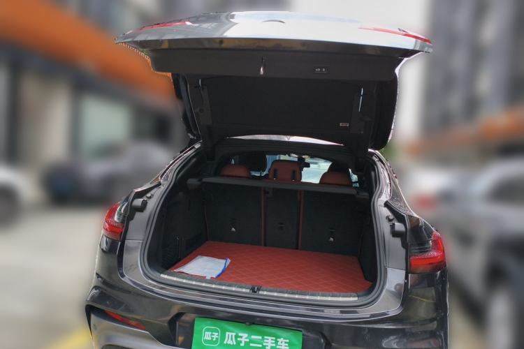 Used BMW X4 2019 xDrive25i M Sport Package Trunk