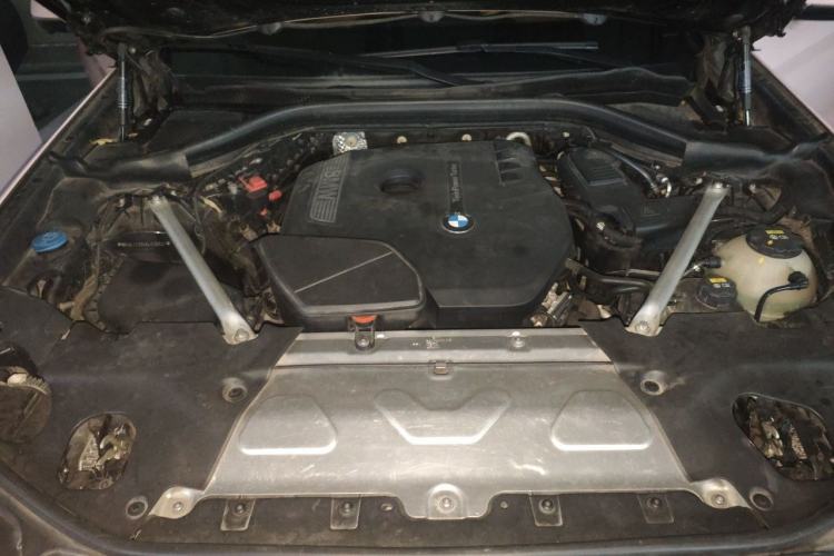 Used BMW X4 2019 xDrive25i M Sport Package Engine Bay