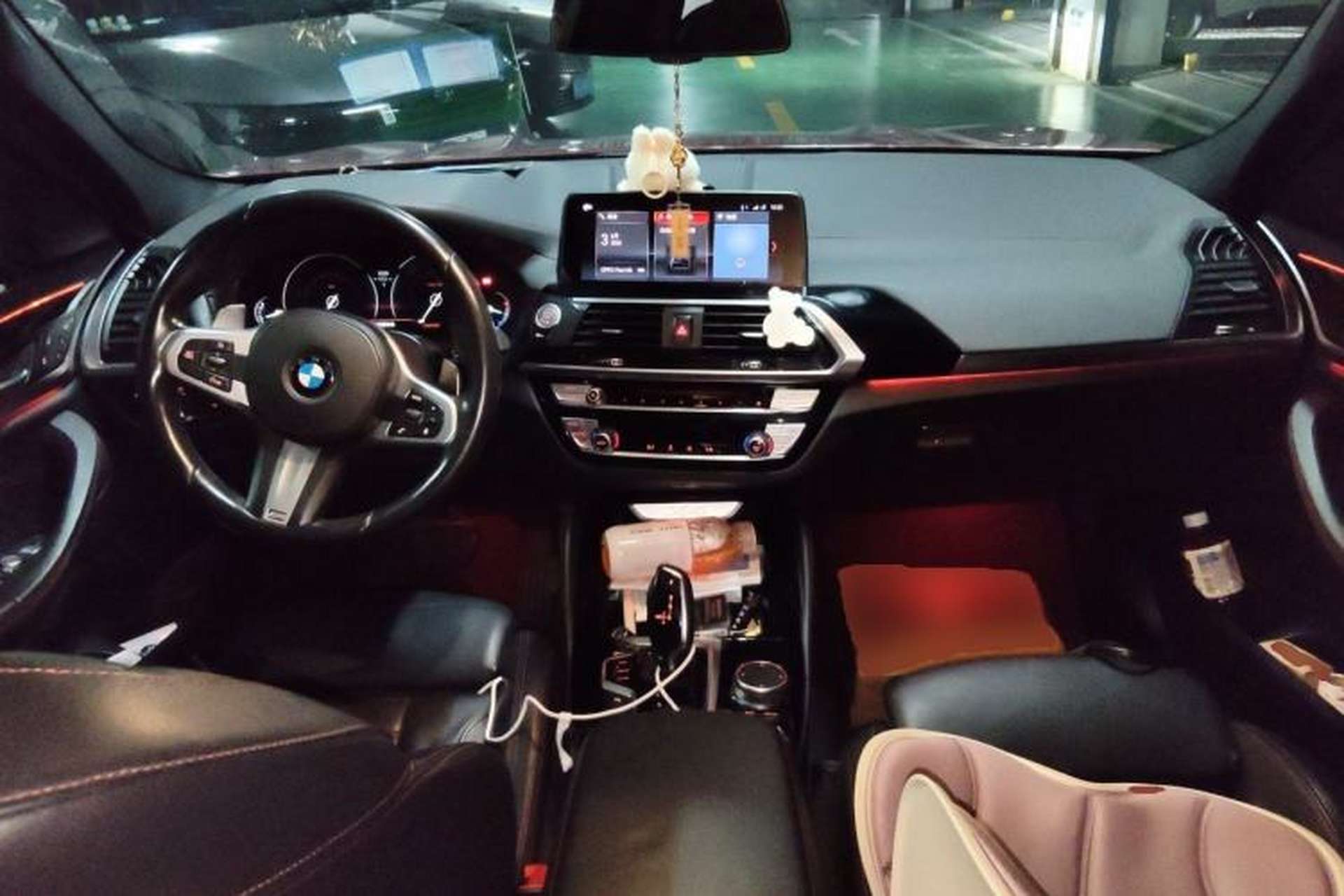 Used BMW X4 2019 xDrive25i M Sport Package Center Console