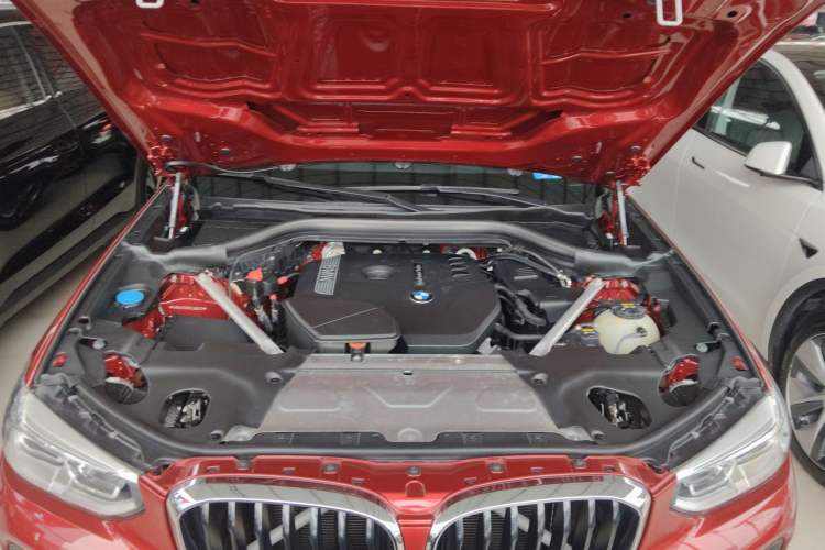 Used BMW X4 2019 xDrive25i M Sport Package Engine Bay