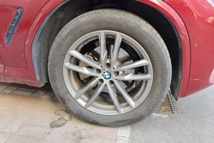 Used BMW X4 2019 xDrive25i M Sport Package Exterior 7