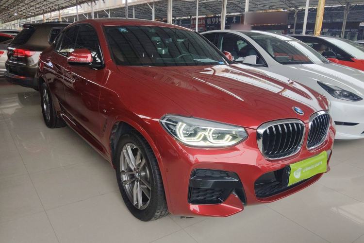 Used BMW X4 2019 xDrive25i M Sport Package Front Right 45 Deg