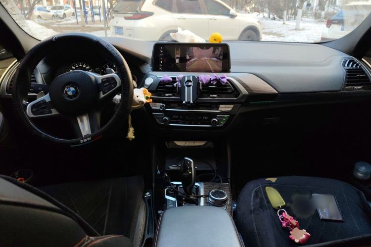 Used BMW X4 2019 xDrive25i M Sport Package Interior 2