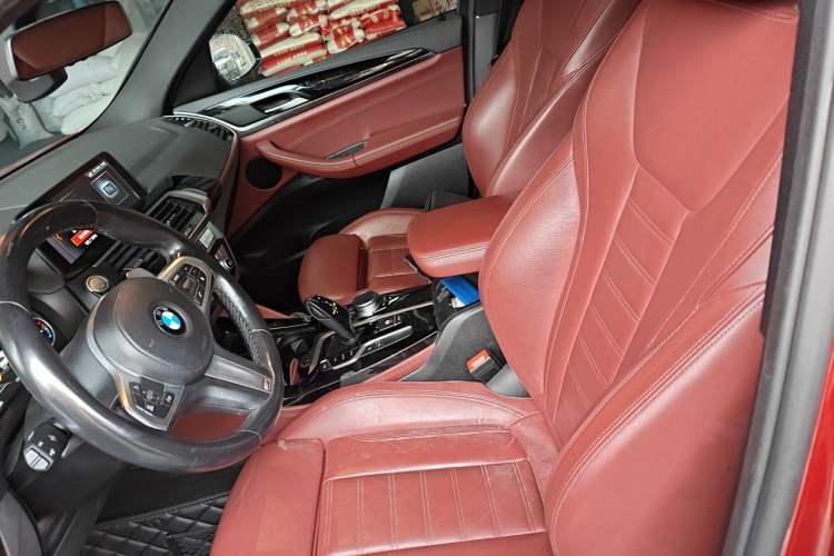Used BMW X4 2019 xDrive25i M Sport Package Left Front Seat