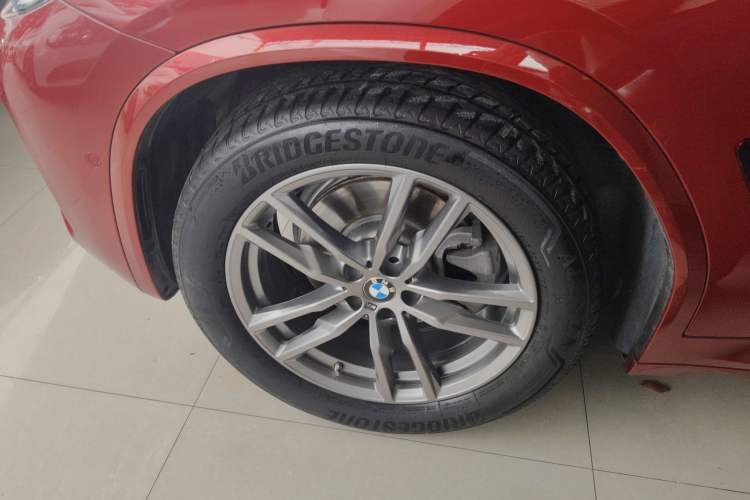 Used BMW X4 2019 xDrive25i M Sport Package Left Front Wheel Hub