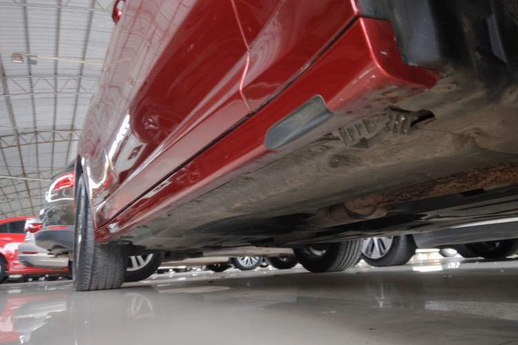 Used BMW X4 2019 xDrive25i M Sport Package Right Side Sill