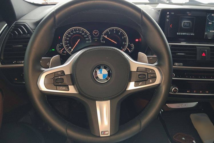 Used BMW X4 2019 xDrive25i M Sport Package Steering Wheel