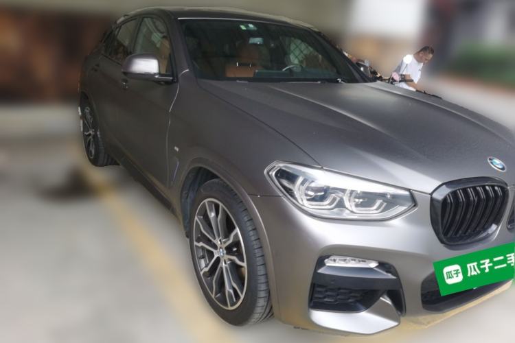 Used BMW X4 2019 xDrive30i M Sport Package Front Right 45 Deg