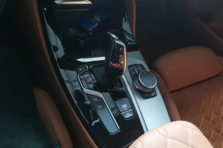 Used BMW X4 2019 xDrive30i M Sport Package Gear Lever