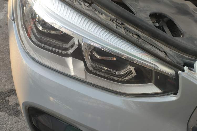 Used BMW X4 2019 xDrive25i M Sport Package Right Front Headlight